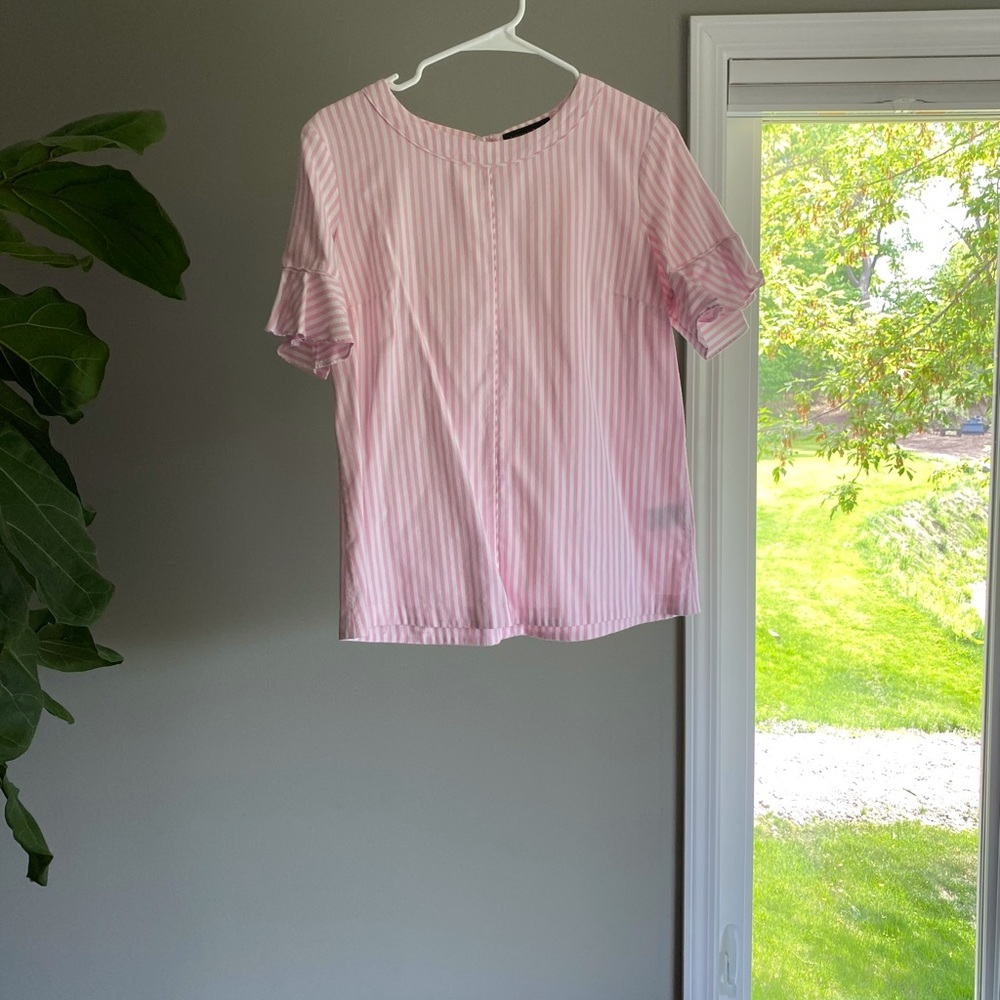 Banana Republic | pink and white stripped blouse